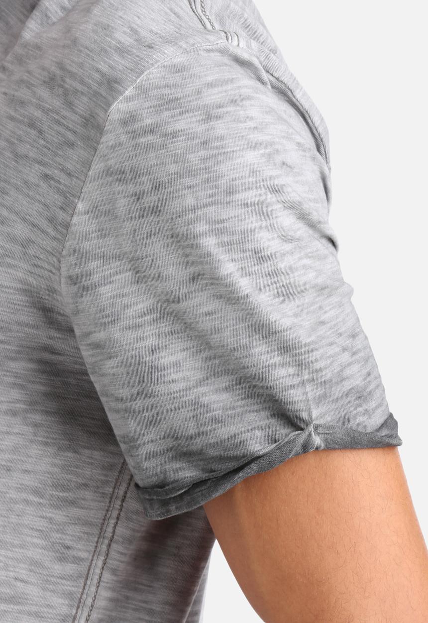 GUESS - Becklin Henley