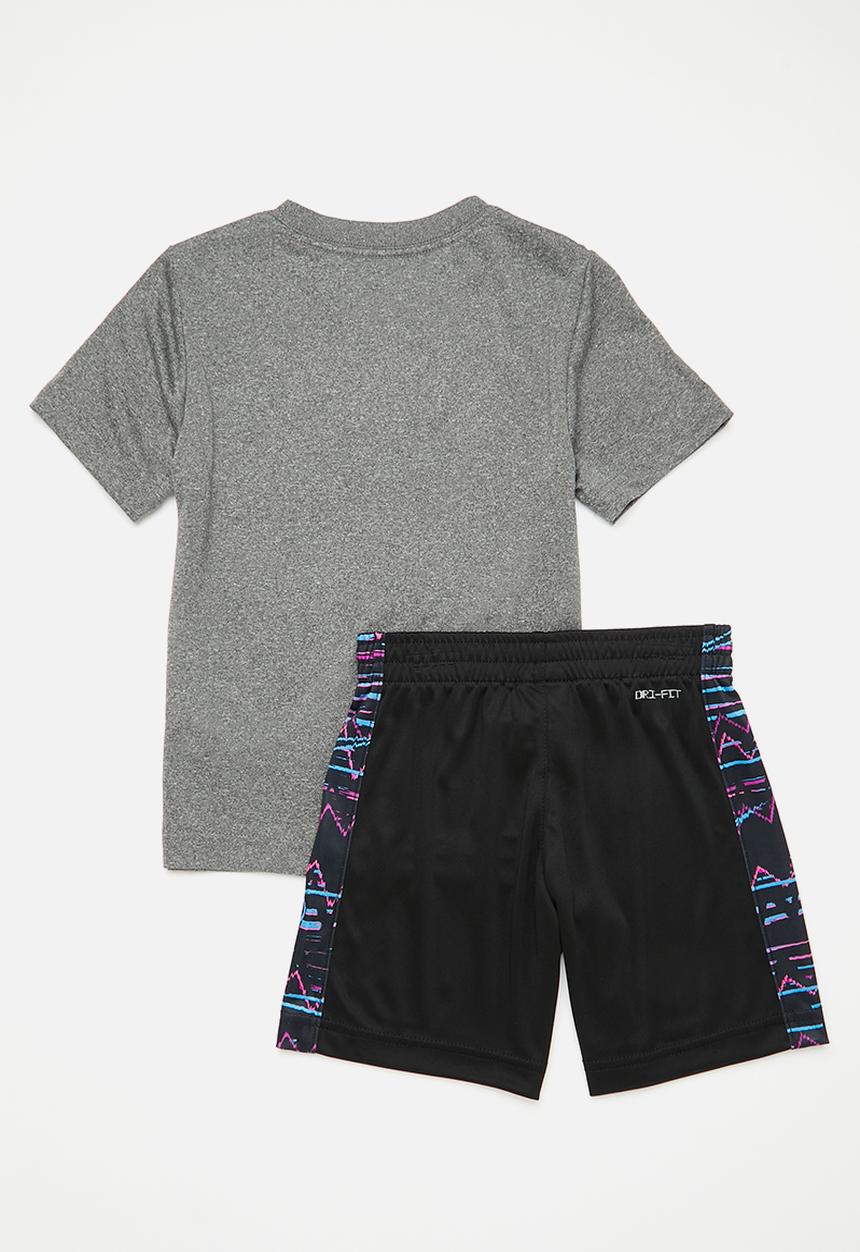 Nike - Nkb b nk dri-fit be real short - black