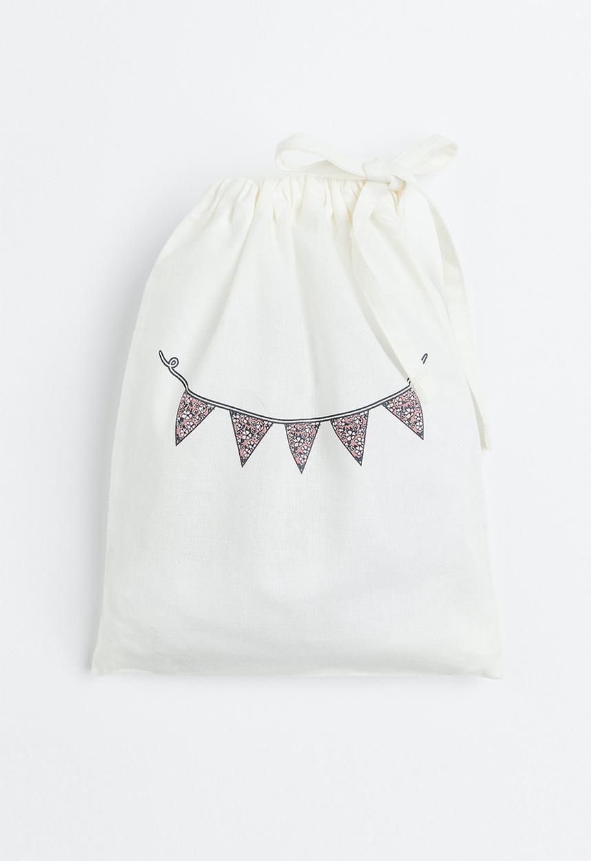 H&M - Pennant bunting - old rose/small flowers