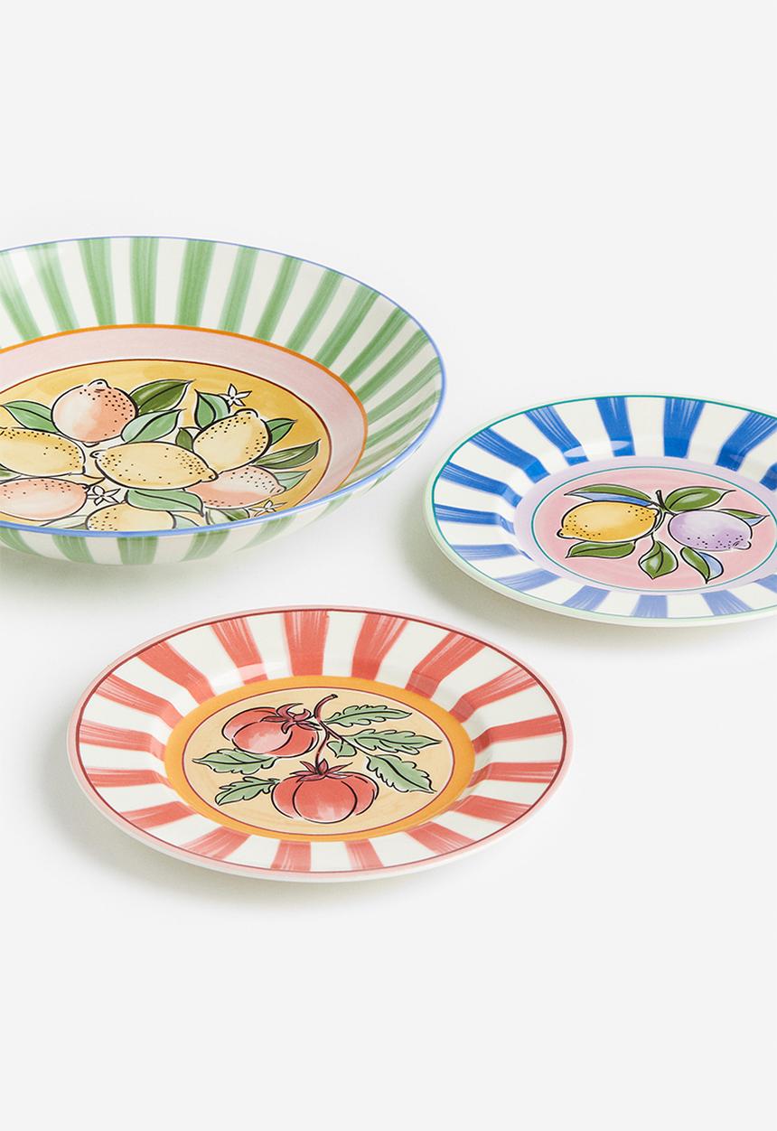 H&M - Porcelain mid plate - red/striped 