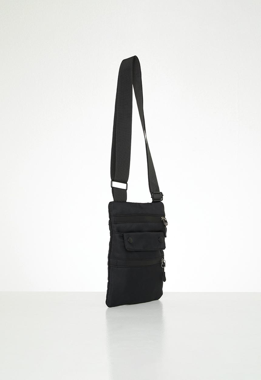 Superbalist - Jamal flightbag - black