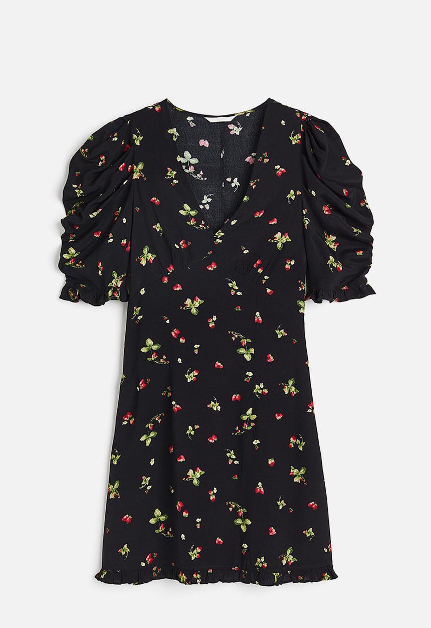 H&M - Frill-trimmed dress - black/strawberries 