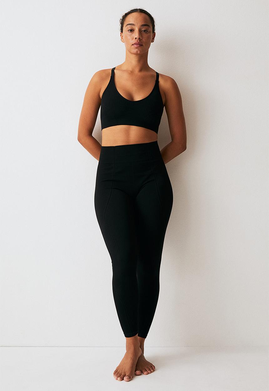 H&M - Drymove™ medium support sports bra - black