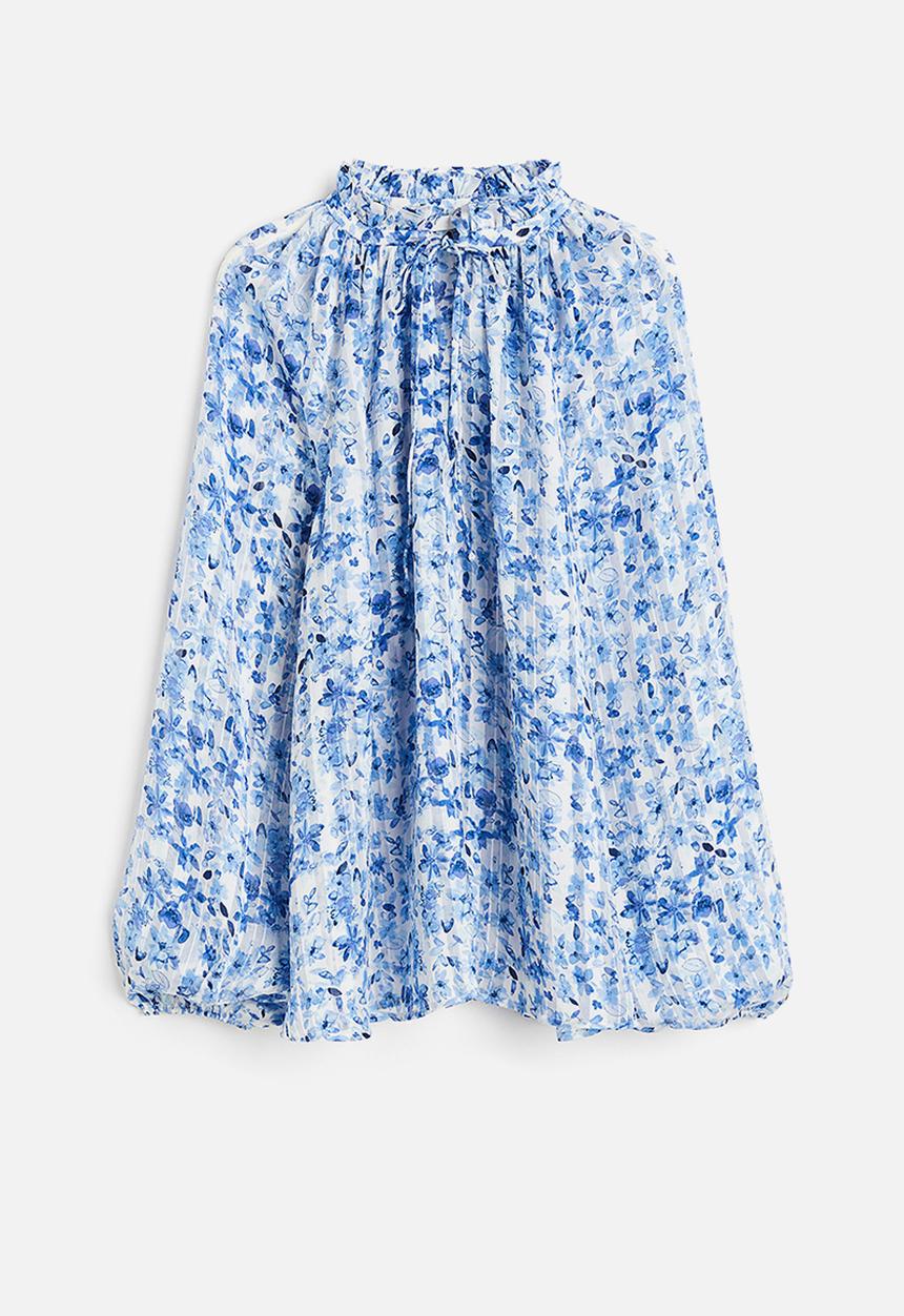H&M - Frill-trimmed crêpe blouse - light blue/floral