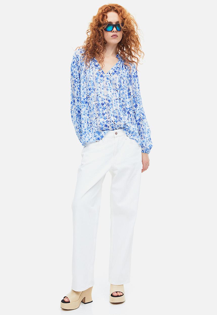 H&M - Frill-trimmed crêpe blouse - light blue/floral
