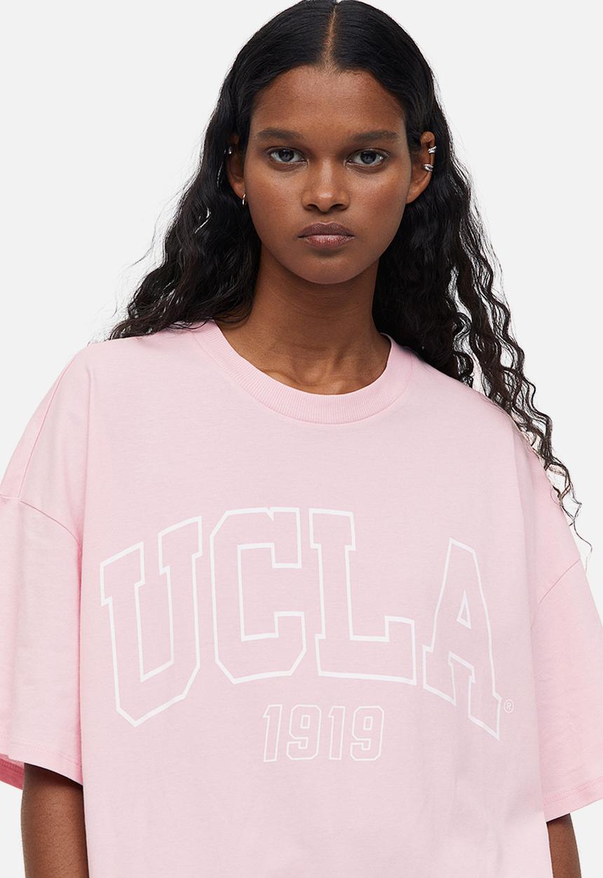 H&M - Oversized printed t-shirt - light pink / ucla 