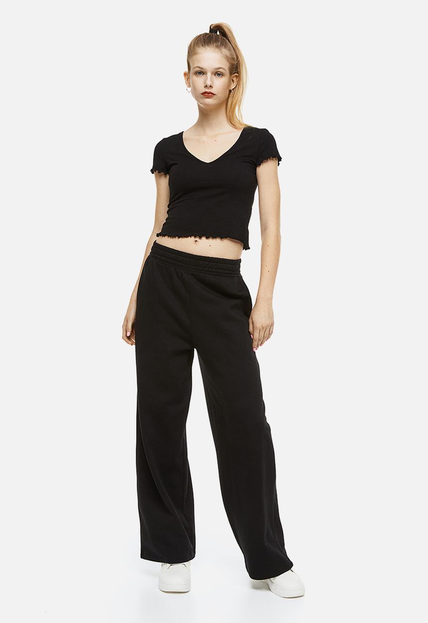 H&M - V-neck cropped top - black