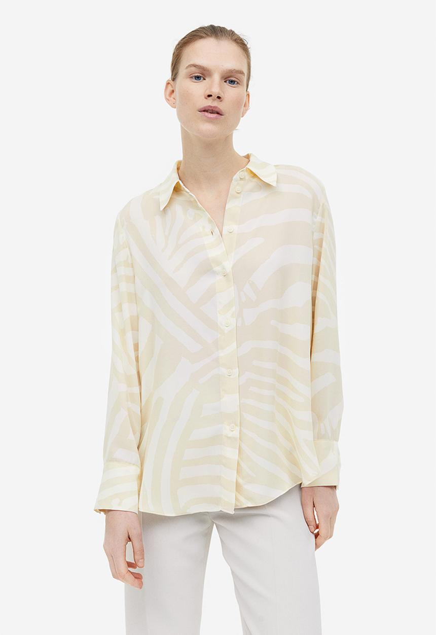 H&M - Pointed-collar shirt - light beige & patterned 