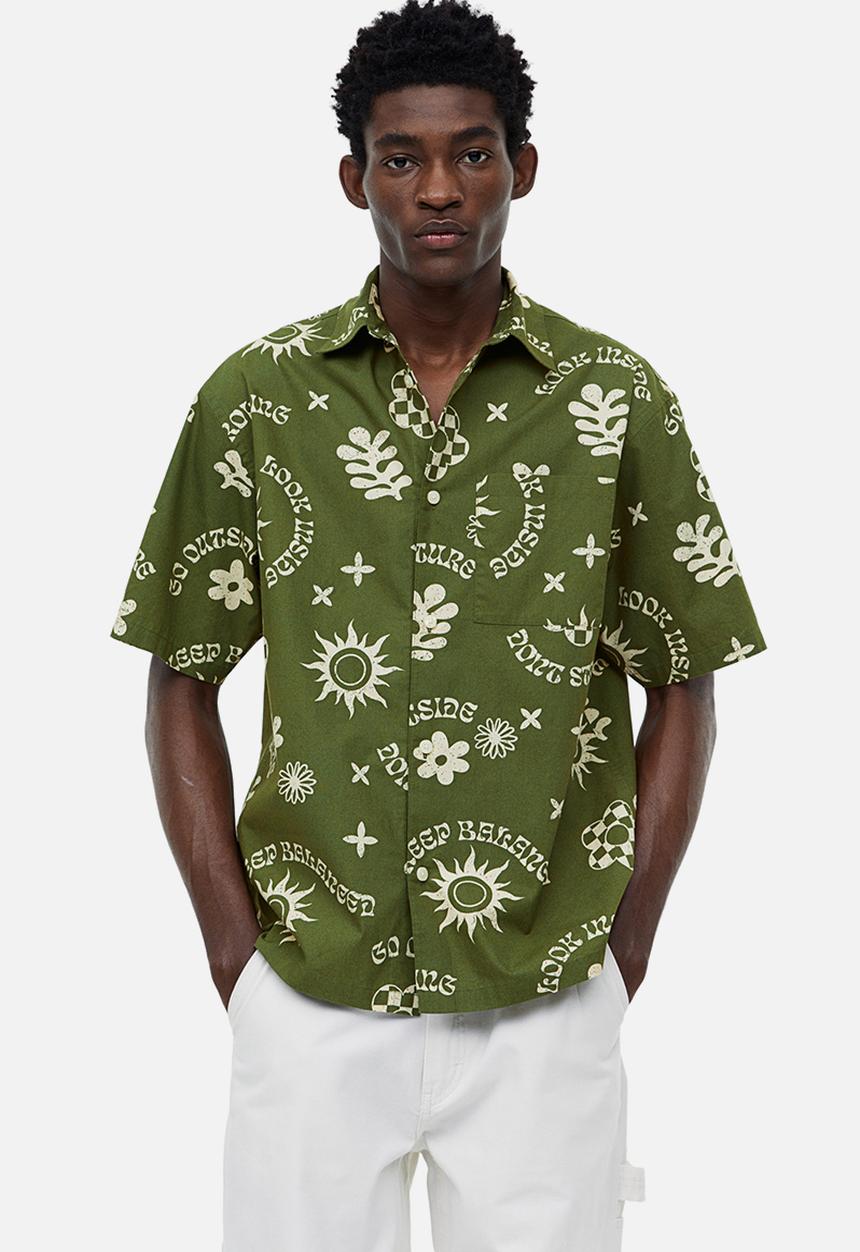 H&M - Relaxed fit short-sleeved cotton shirt - green