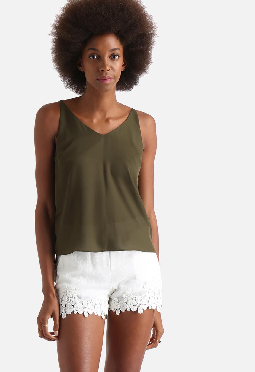 Influence. - V-Neck Strappy Cami