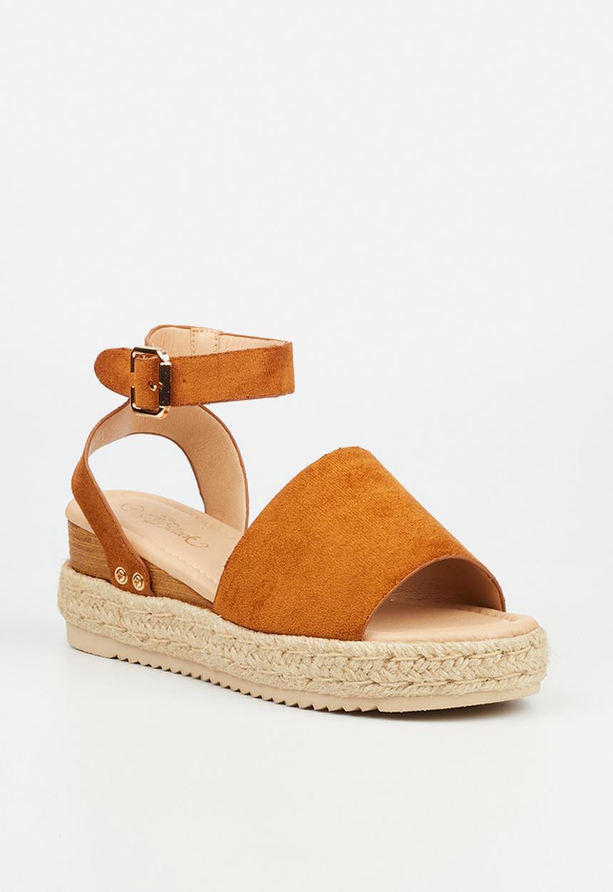 Miss Black - Steffi 1 wedge heel - tan
