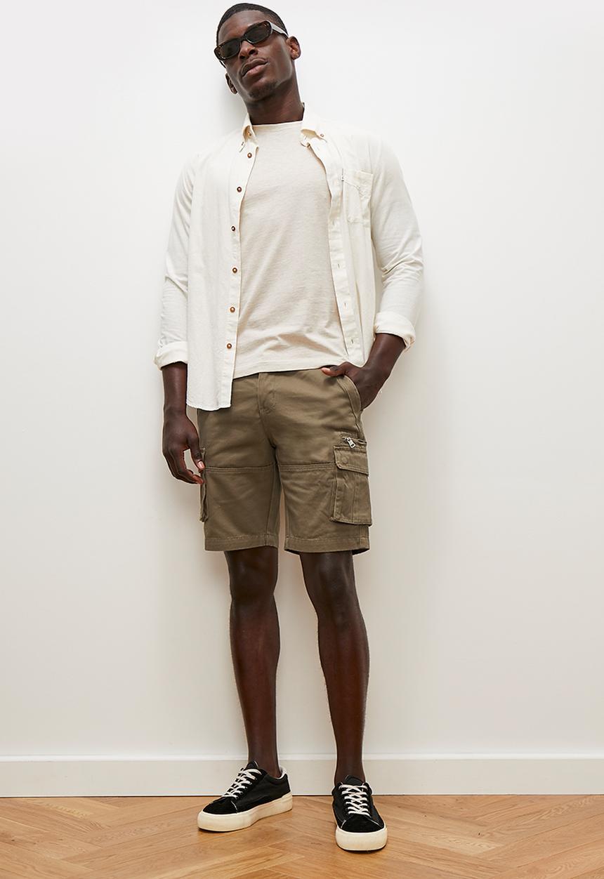 Lark & Crosse - Gareth washed utility cargo shorts - khaki