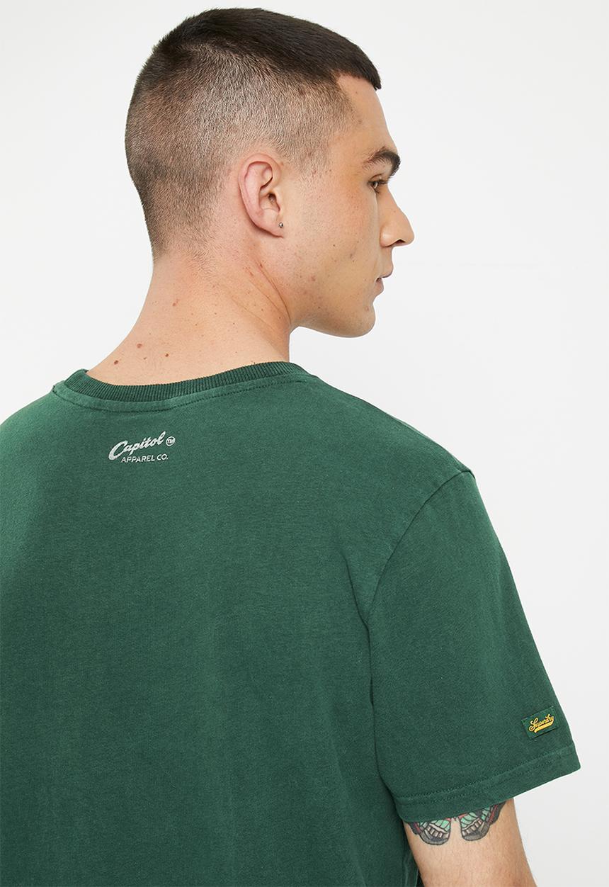 Superdry. - Vintage scripted college tee - enamel green