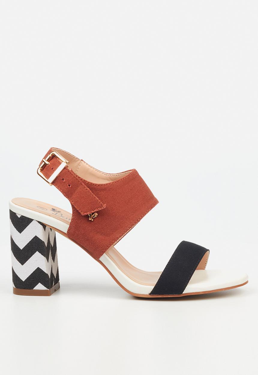 Butterfly Feet - Cressida 1 block heel - tan