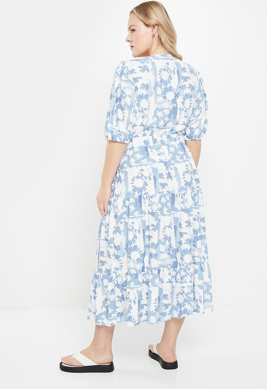 Glamorous - Plus flower collage wrap dress - blue