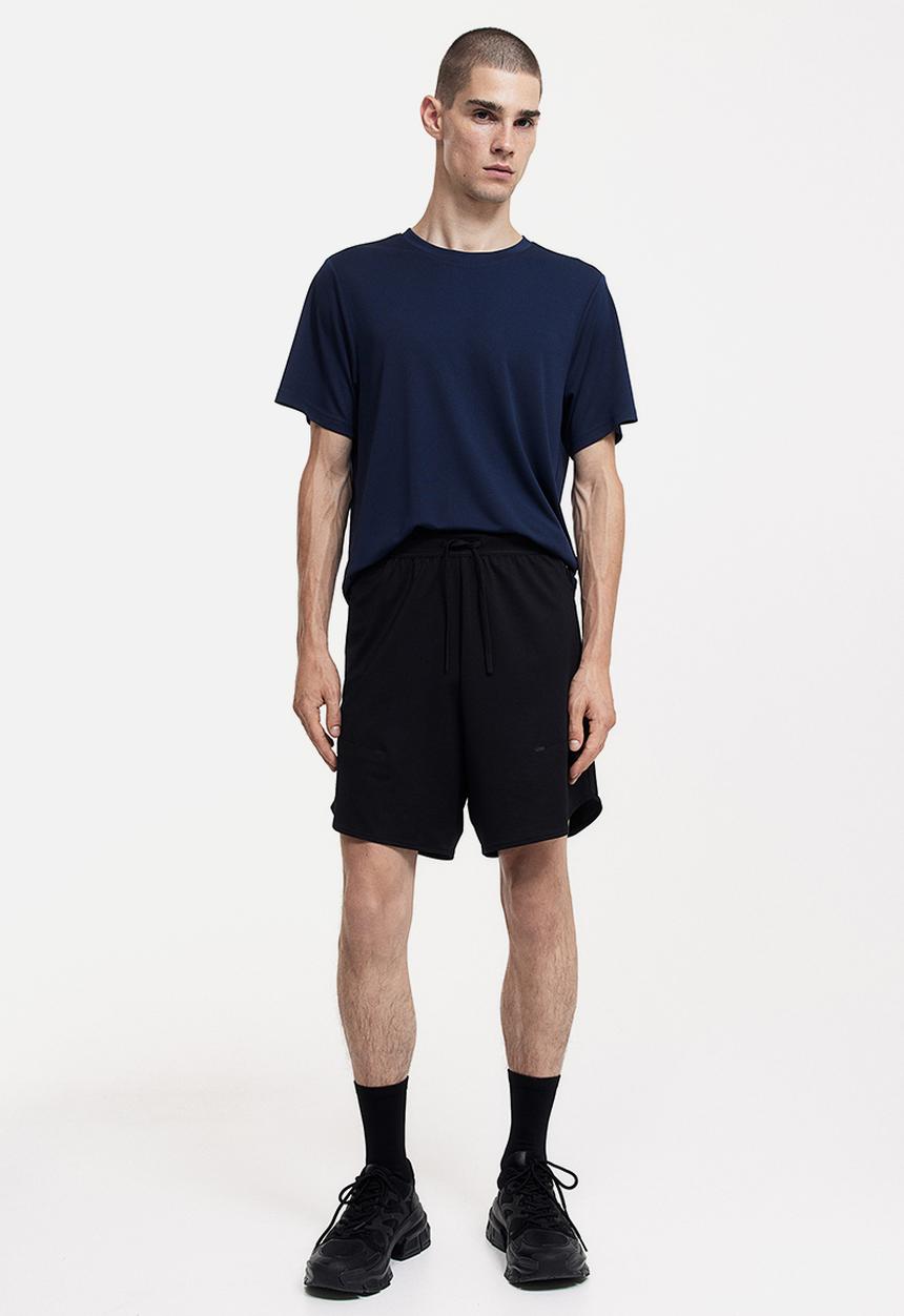 H&M - Drymove™ sports shorts - black