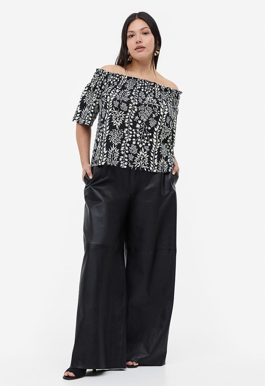 H&M - Off-the-shoulder jersey top - black floral