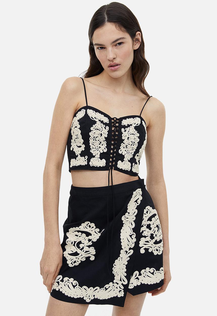 H&M - Drawstring-detail top - black patterned 