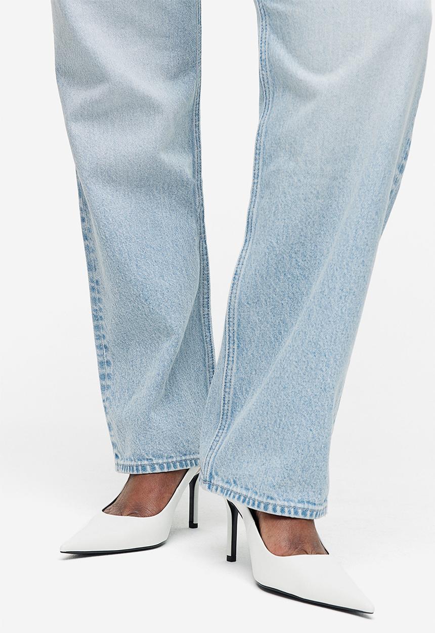 H&M - Curvy fit straight regular jeans -  light denim blue