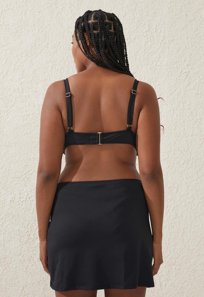 Cotton On - Plus twist front swim skirt - black