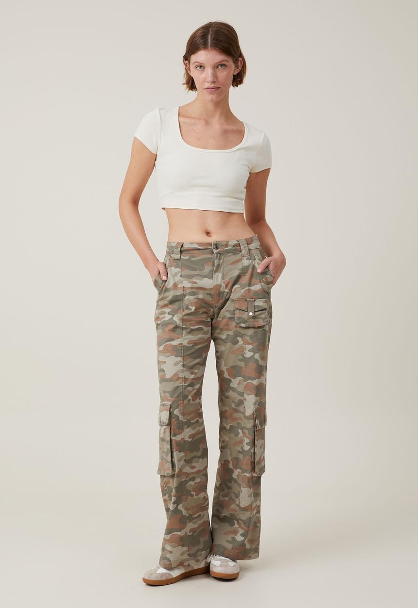 Cotton On - Hayden cargo pant - rory camo portabella