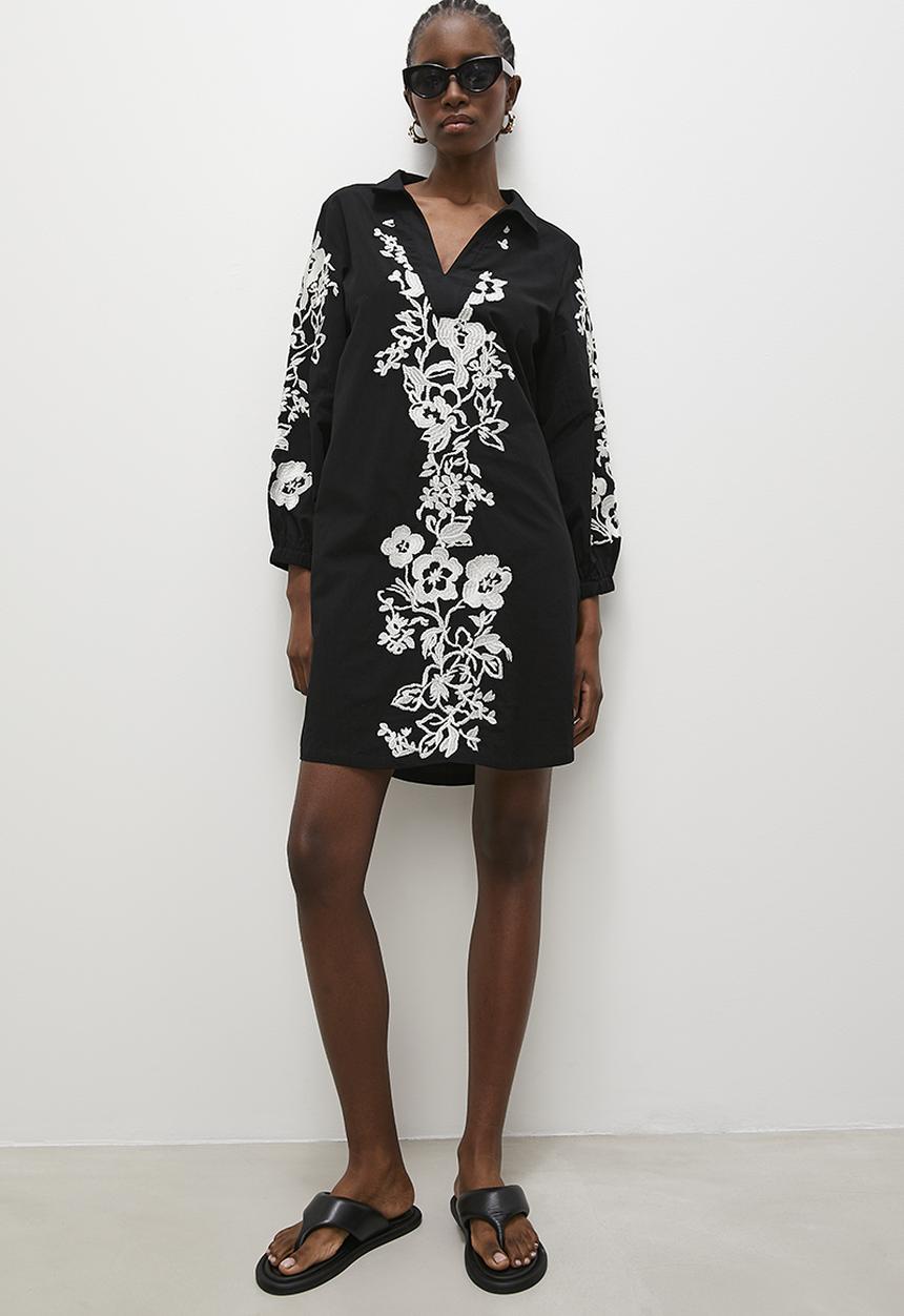 Superbalist - Embroidery detail mini dress - black