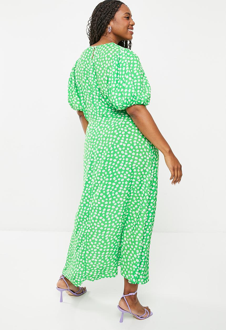 Me&B - Plus empire v neck dress - green ditsy