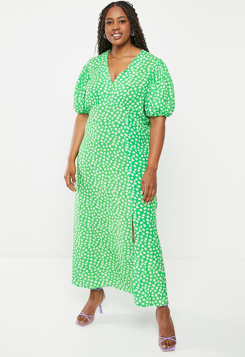 Me&B - Plus empire v neck dress - green ditsy
