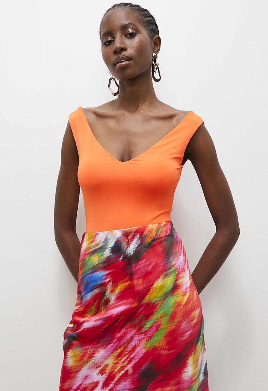 Superbalist - Off the shoulder v-neck bodysuit - orange