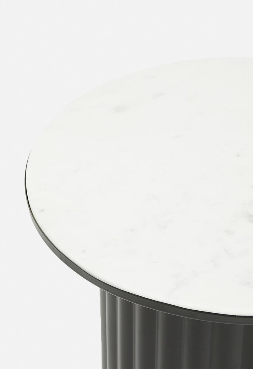 Sixth Floor - Theo side table - black