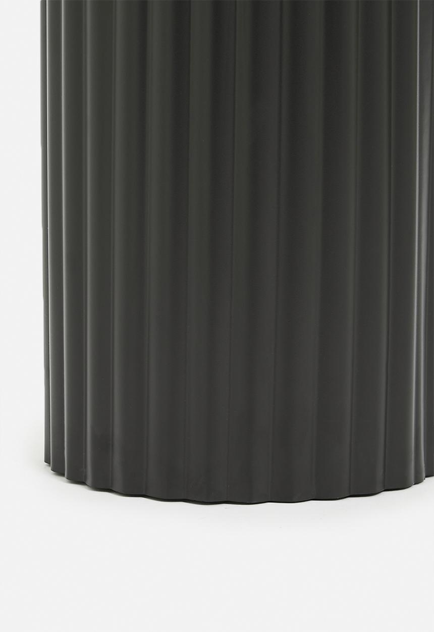 Sixth Floor - Theo side table - black