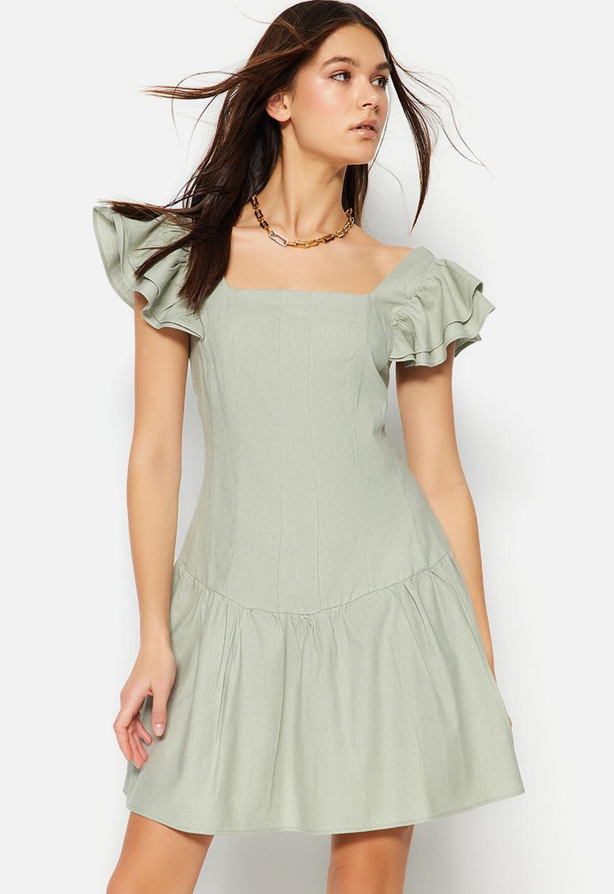 Trendyol - Mini flare sleeve mini skater dress - green