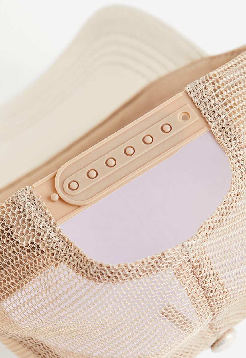 H&M - Motif-detail cap - light beige glitter