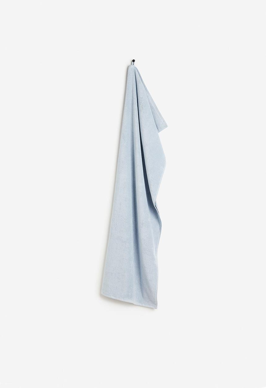 H&M - Cotton terry bath sheet - light blue 