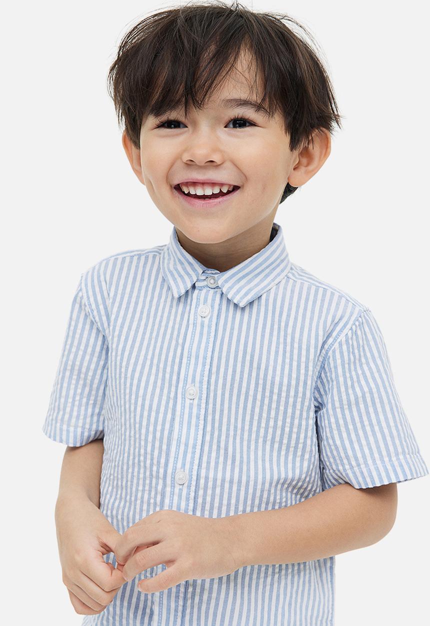 H&M - Short-sleeved cotton shirt - light blue striped 