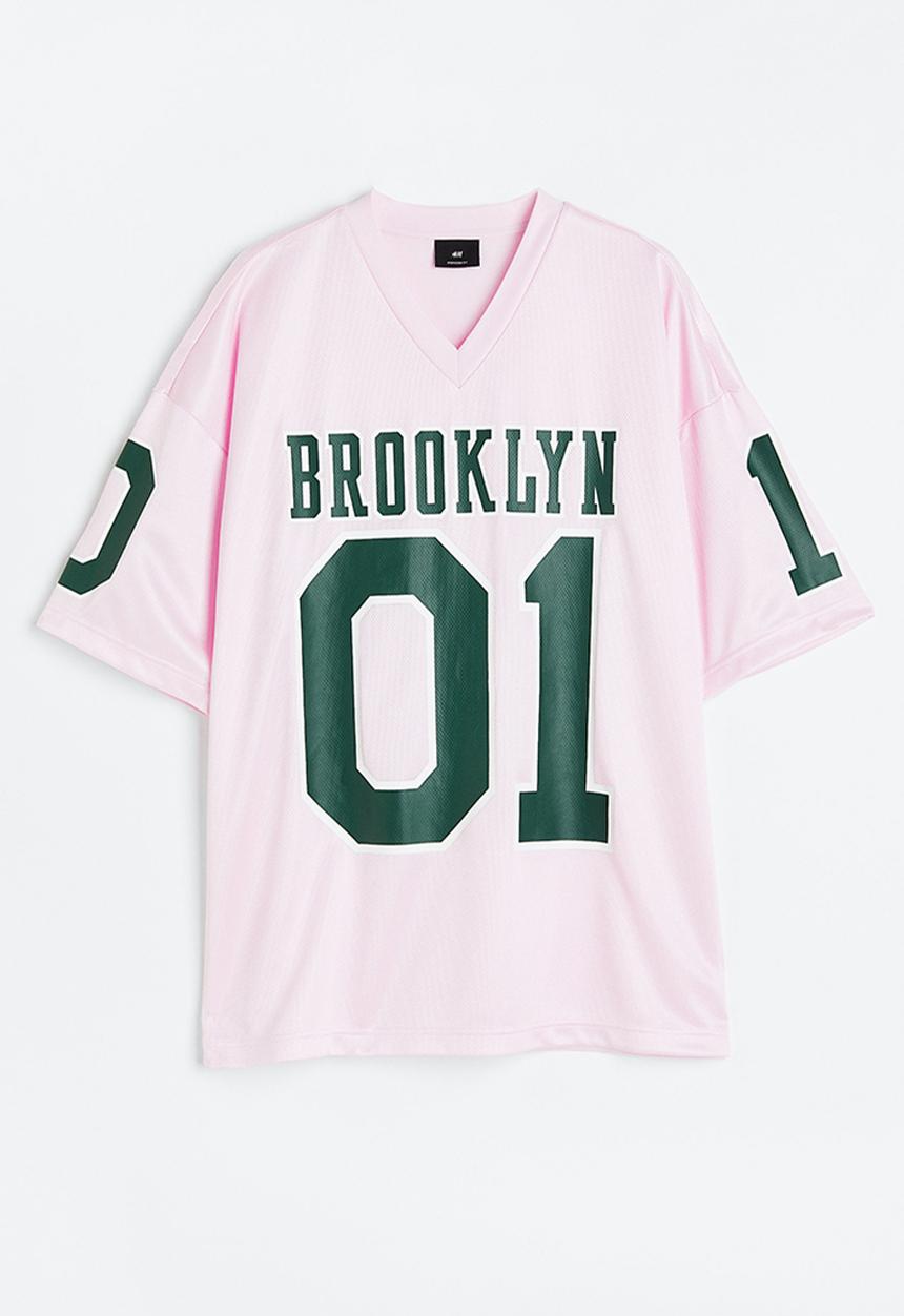 H&M - Oversized fit printed mesh t-shirt - light pink brooklyn