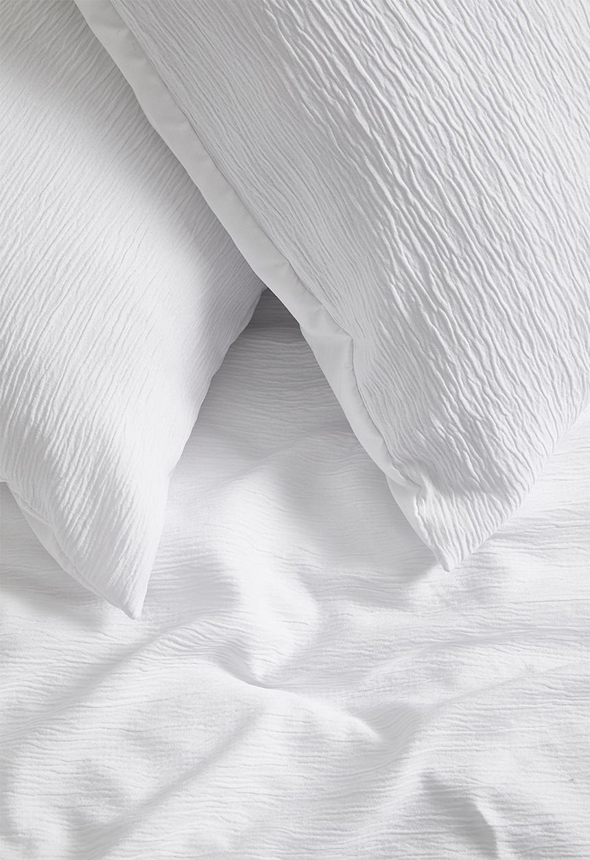 Sixth Floor - Crinkle microfibre duvet cover set - white