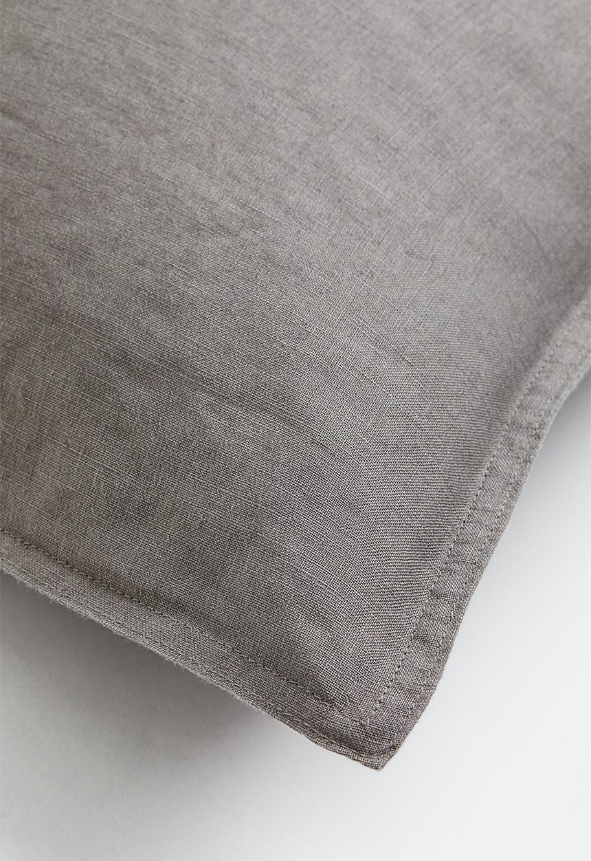 H&M - Washed linen pillowcase - grey