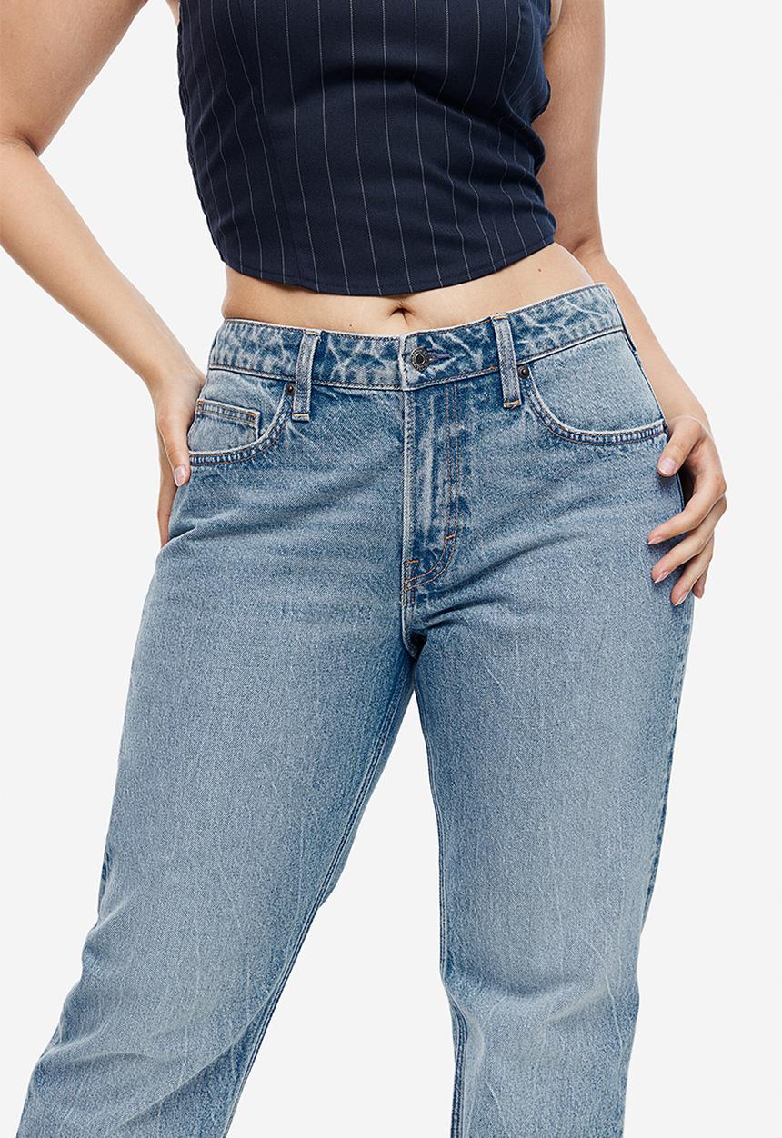 H&M - Curvy fit straight regular jeans - denim blue 