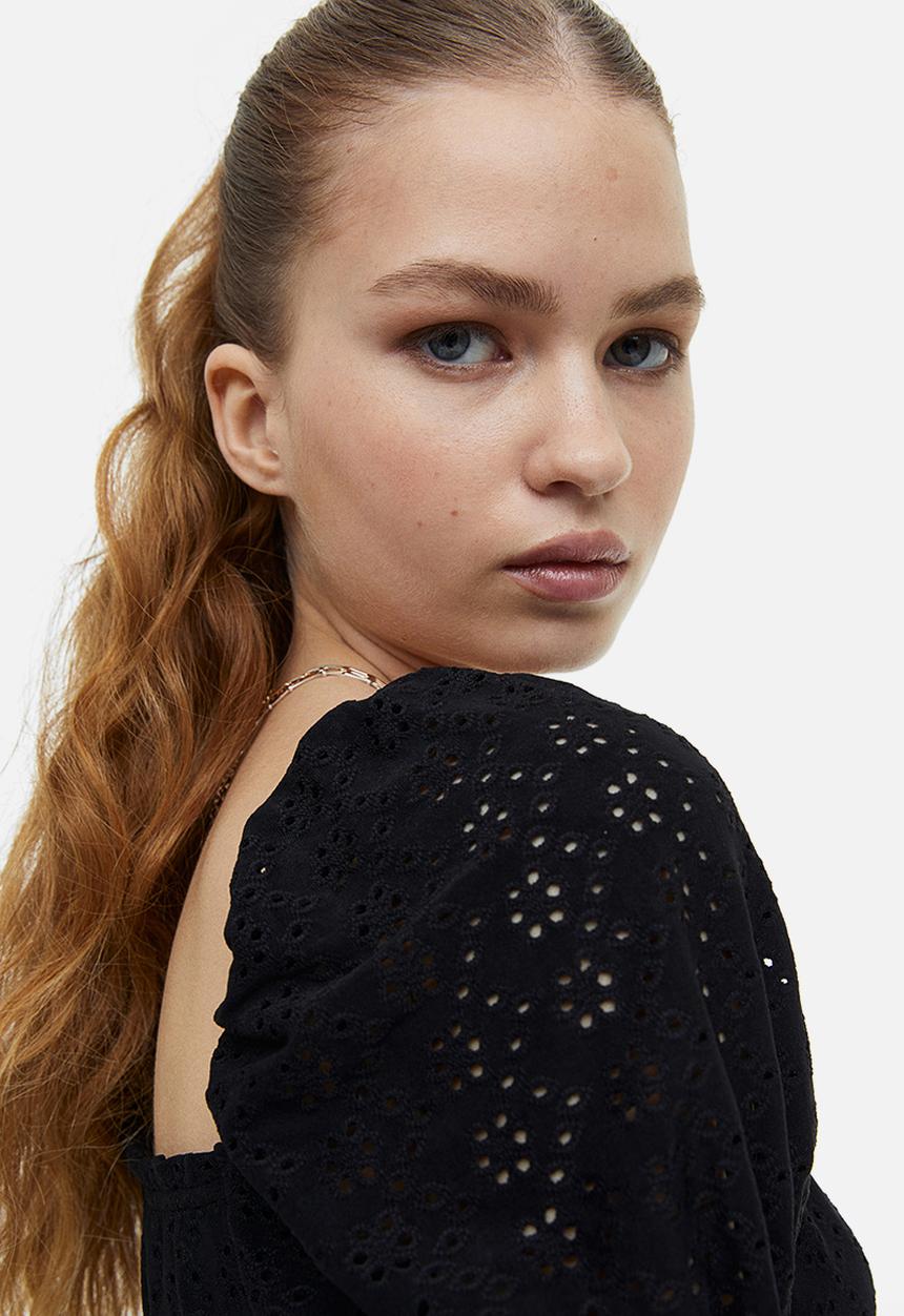 H&M - Gathered broderie anglaise dress - black