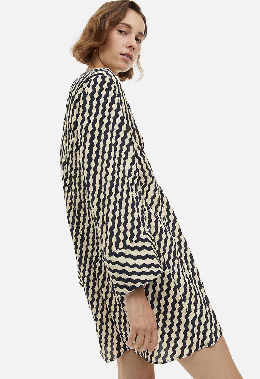 H&M - Textured-weave knot-detail dress - black / patterned 