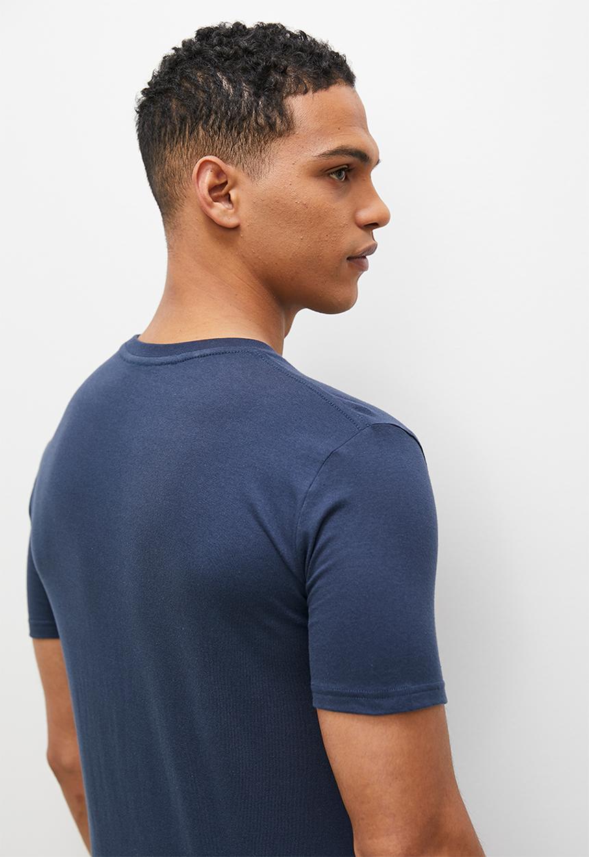 Superbalist - A fun thing sleep tee - navy