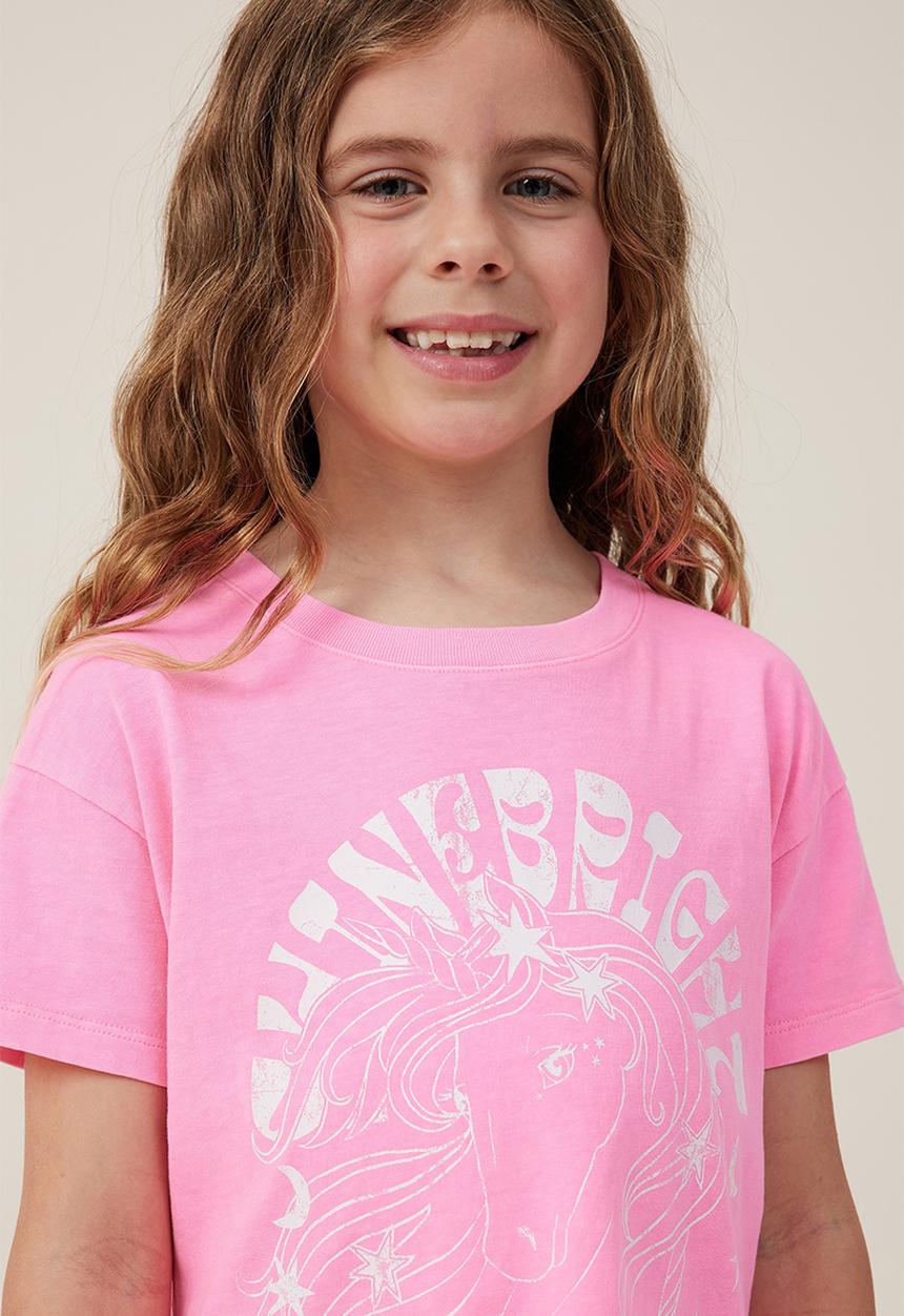 Cotton On - Poppy short sleeve print tee - bubblegum pop/shine bright unicorn