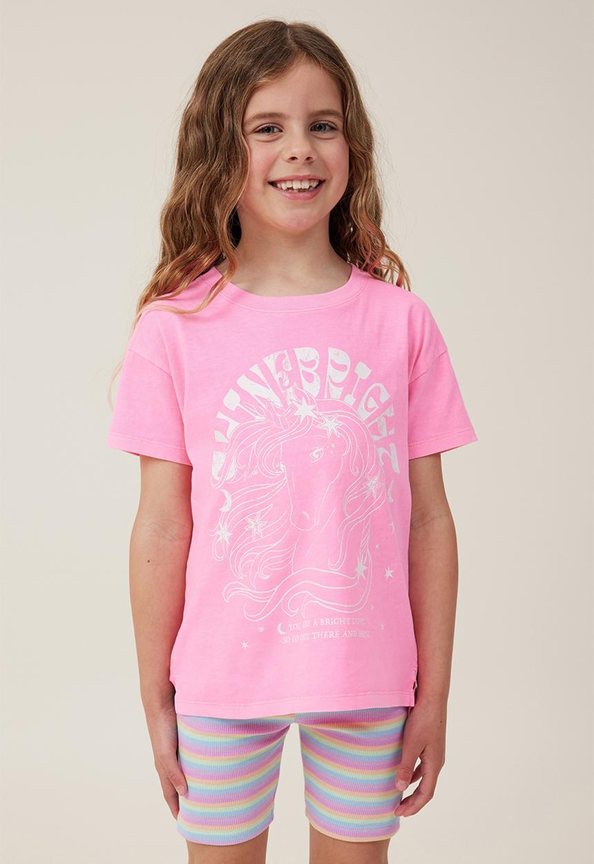 Cotton On - Poppy short sleeve print tee - bubblegum pop/shine bright unicorn