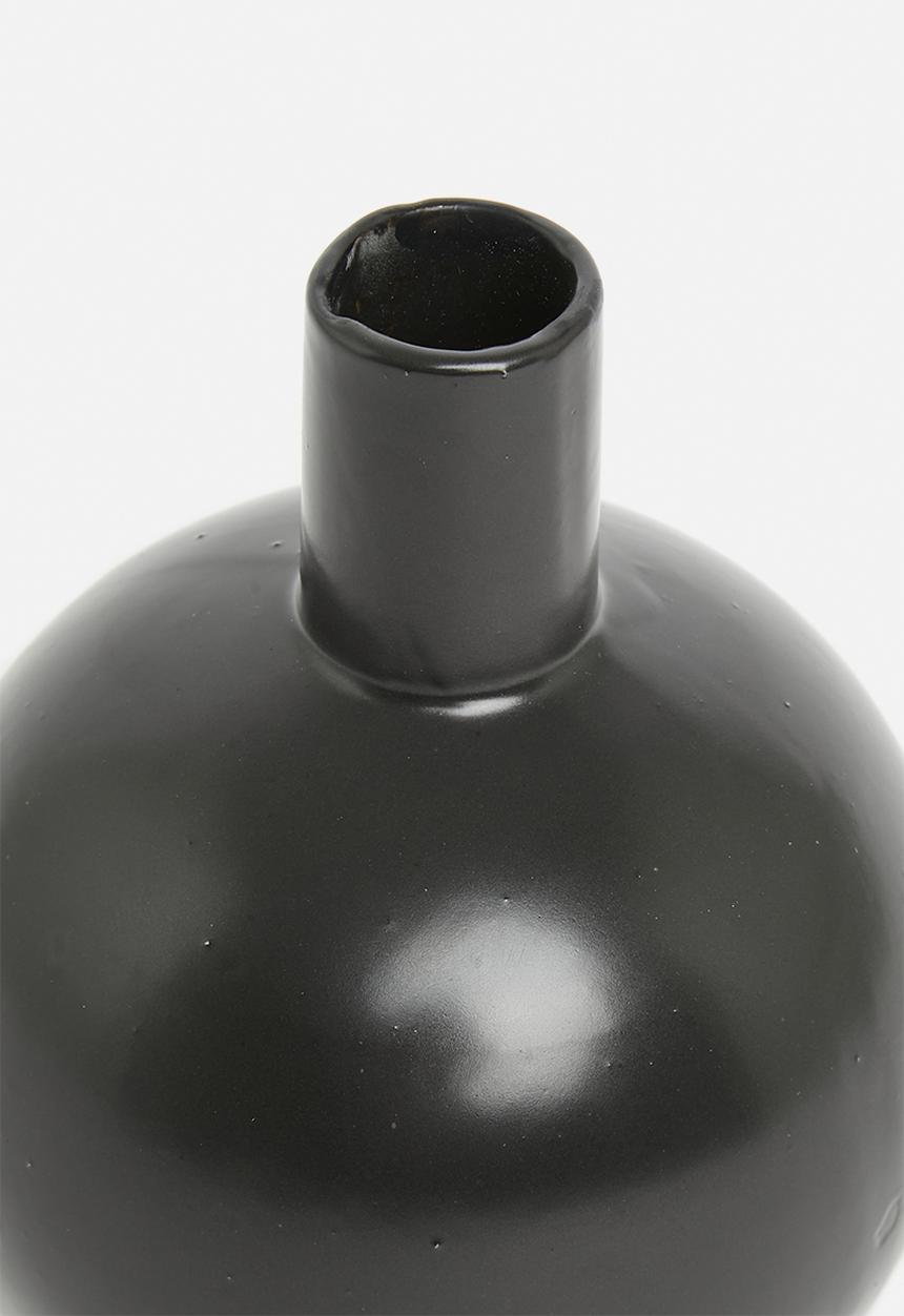 H&S - Porcelain belly vase - black
