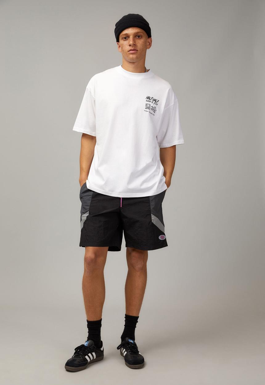 Factorie - Half half street short - black/slate magenta