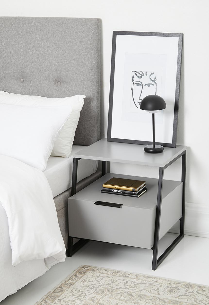 Blockhouse - Halle bedside table - grey