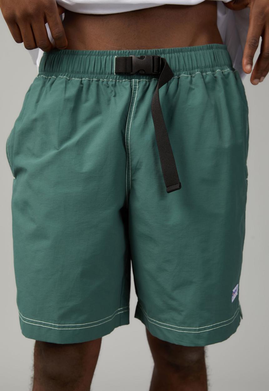 Factorie - Skate street short - evergreen/seafoam stitch