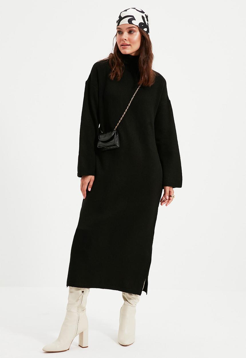 Trendyol - Modest poloneck knit dress - black
