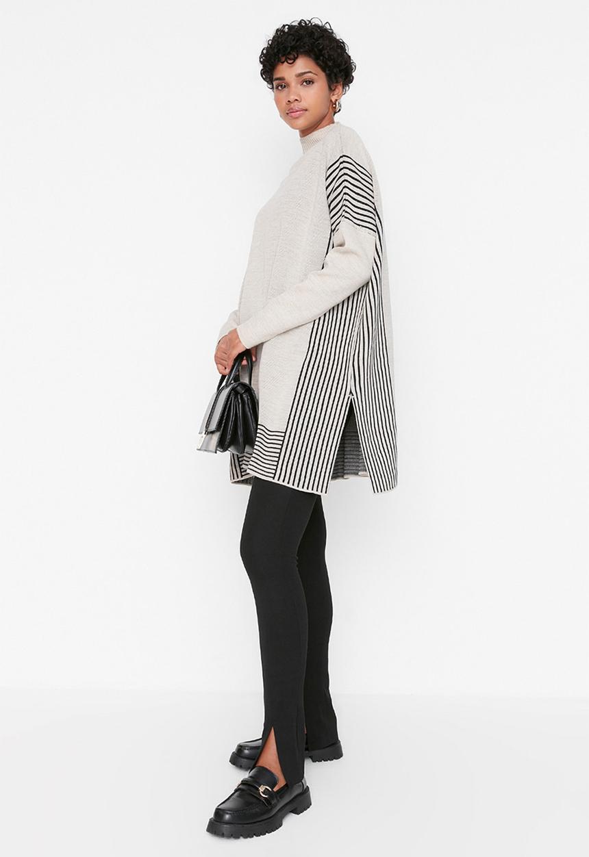Trendyol - Oversized sweater - stone